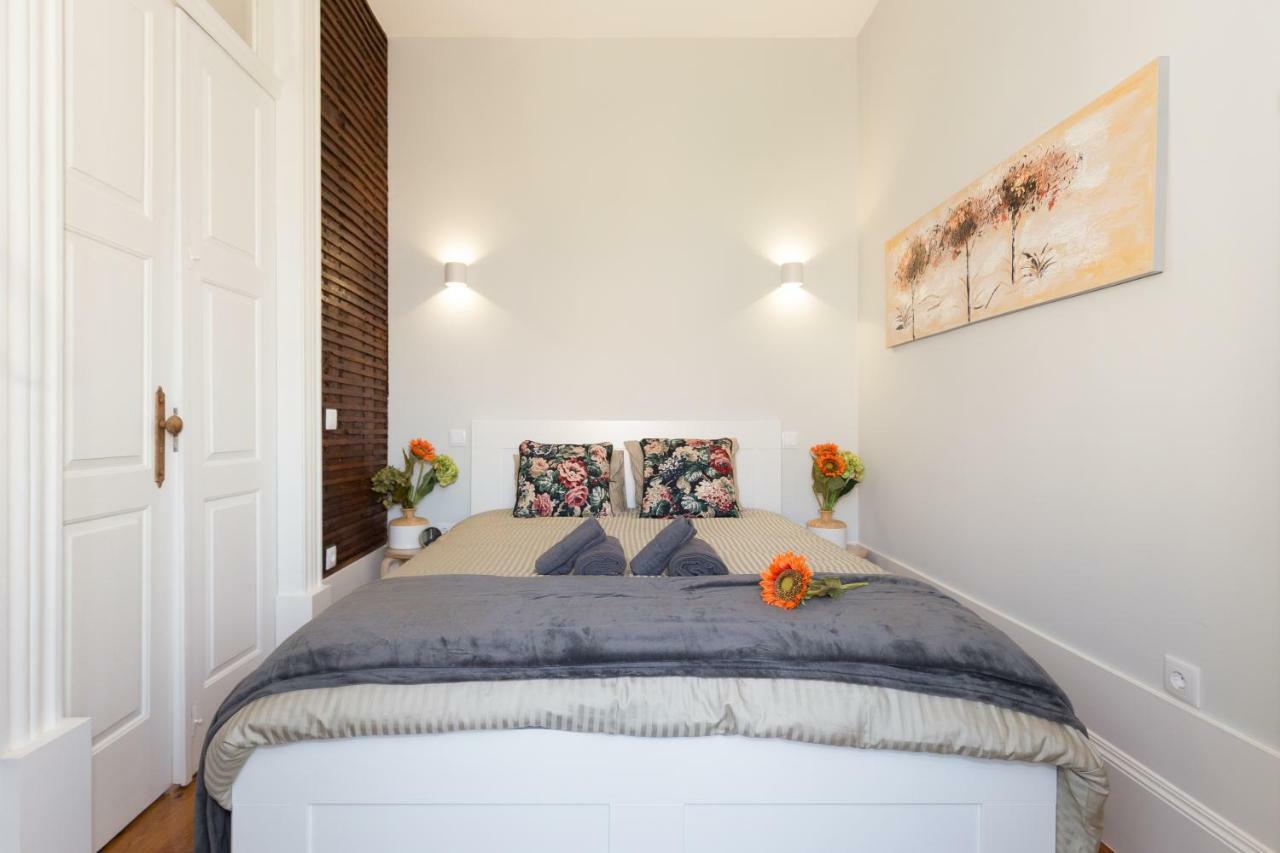 Host Wise - Charming Flat With Netflix - River View Porto Exterior photo